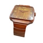 Coffee Table Watch Model 01 36